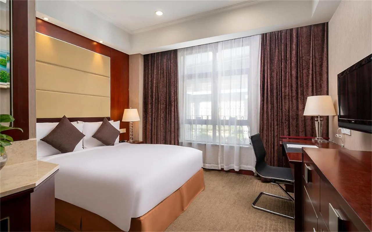 Wyndham Shanghai Hongqiao-Near Necc Hotel 5*,