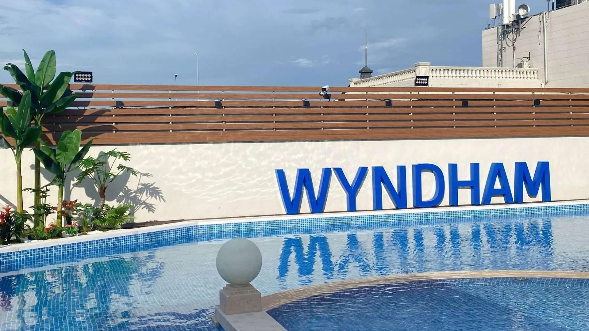 Wyndham Shanghai Hongqiao-Near Necc Hotel